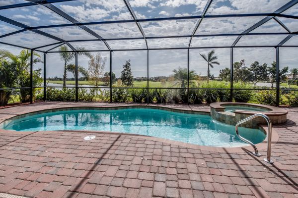 Cost of Pool Enclosure Cleaning in Park City