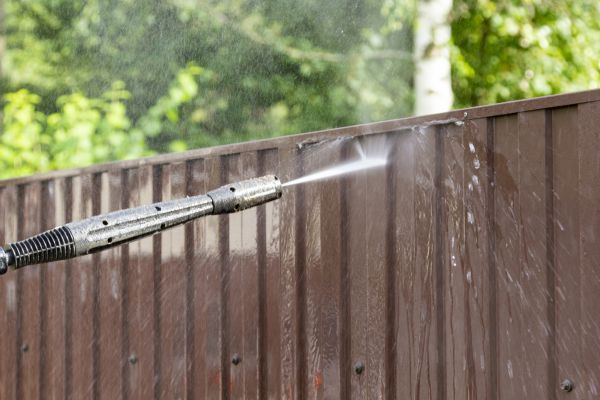 Cost of Vinyl Fence Cleaning in Park City