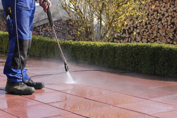 Cost of Driveway Pavers Cleaning in Park City