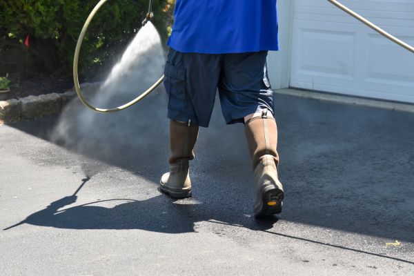 Cost of Asphalt Driveway Cleaning in Park City