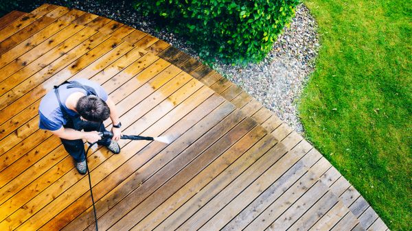 Cost of Deck Pressure Cleaning in Park City