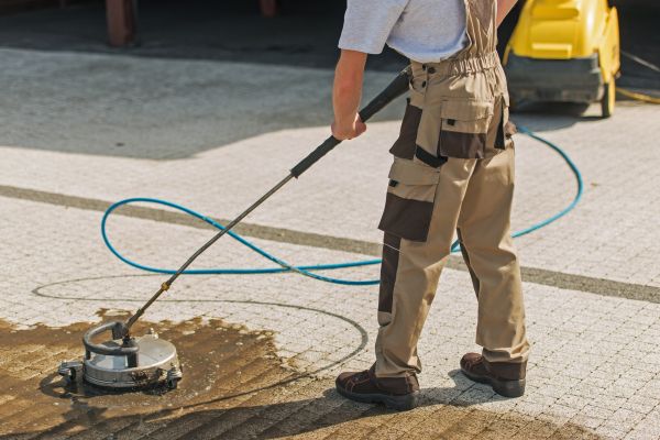Townhouse Driveway Cleaning in Park City
