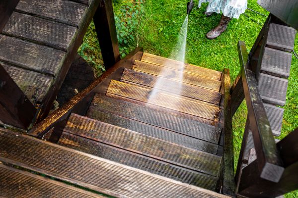 Cost of Wood Power Washing in Park City