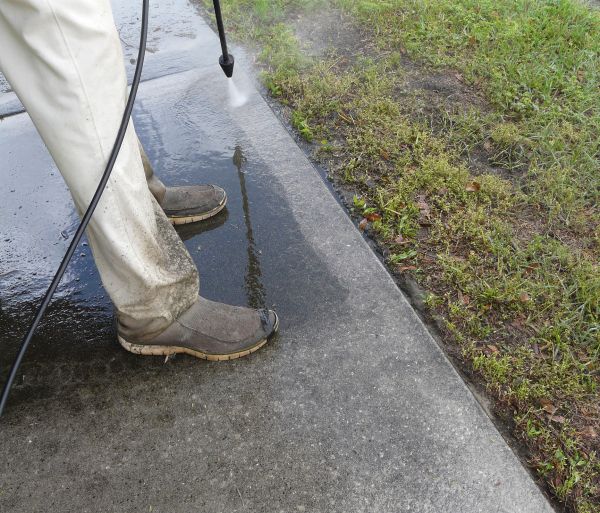 Concrete Slab Powerwashing in Park City
